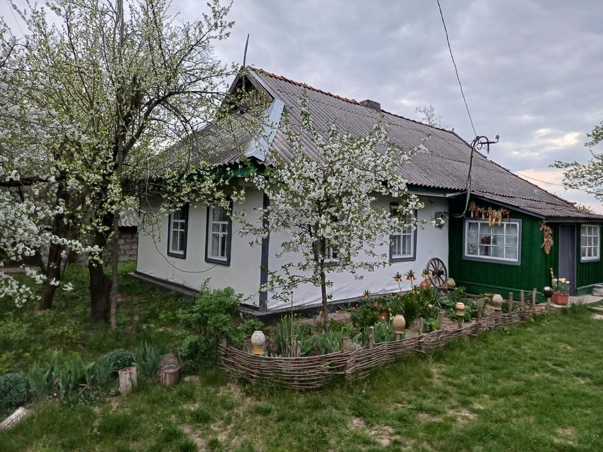 Медова Садиба Subbotiv Exteriér fotografie